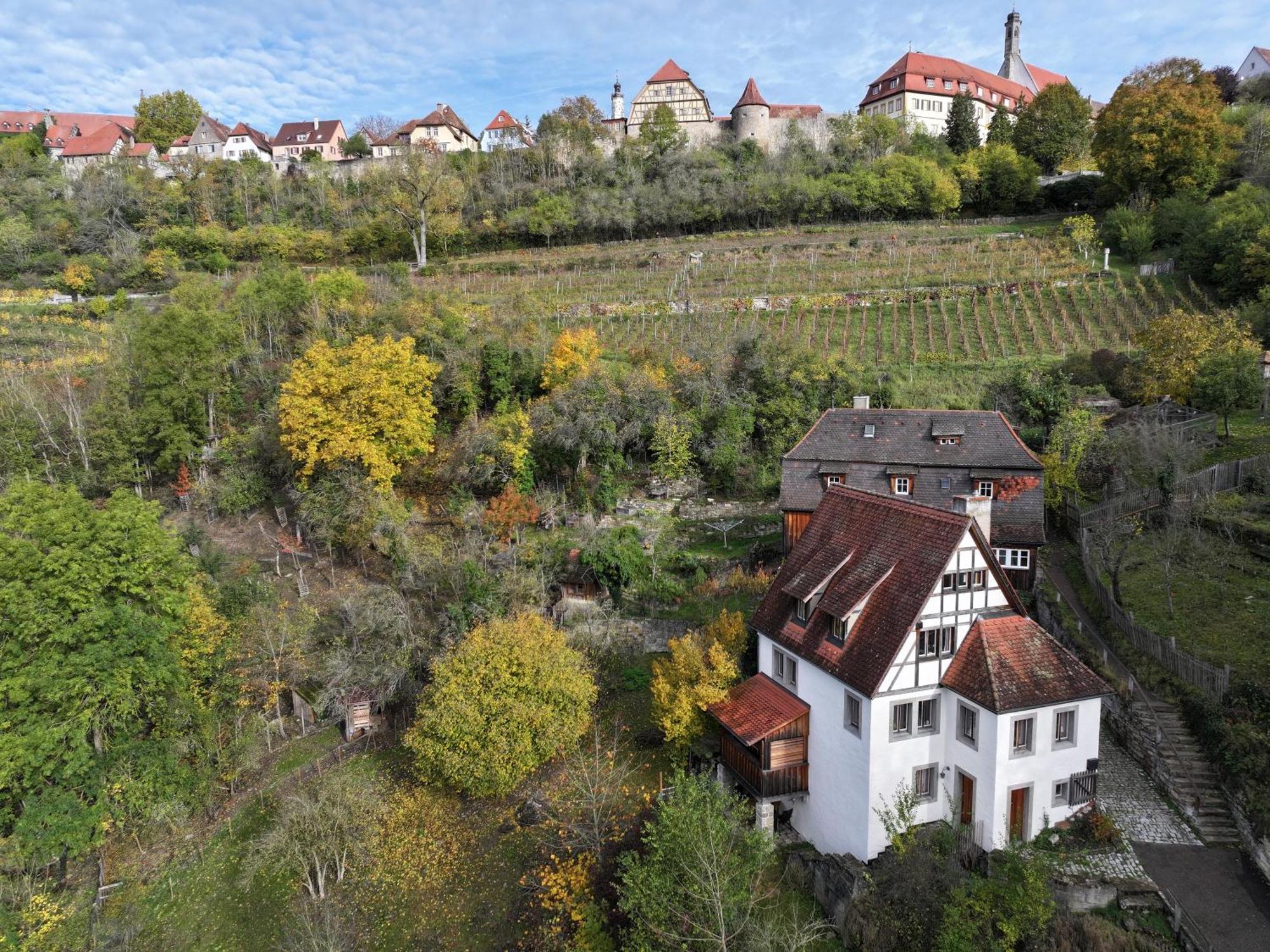 Holiday home Kobolzeller Schloesschen A.d.weinsteige Rothenburg ob der Tauber